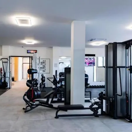 Gated Elegant Penthouse In Paraiso Pueblo شقة *